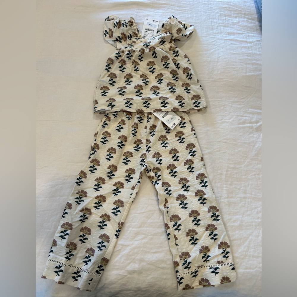 Zara girls floral pants and top set. Size 4/5